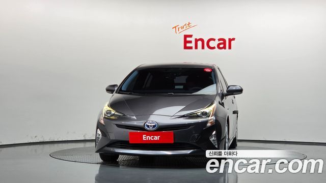 Toyota Prius из Кореи Encar