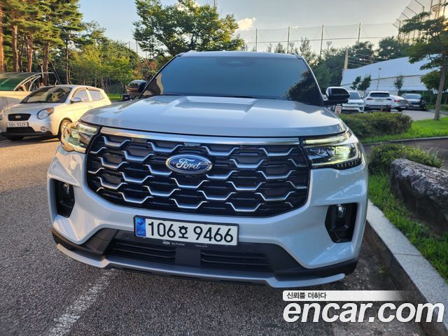 Ford Explorer 2.3 Platinum 4WD — пробег 13 500 км — фото 2 из 5