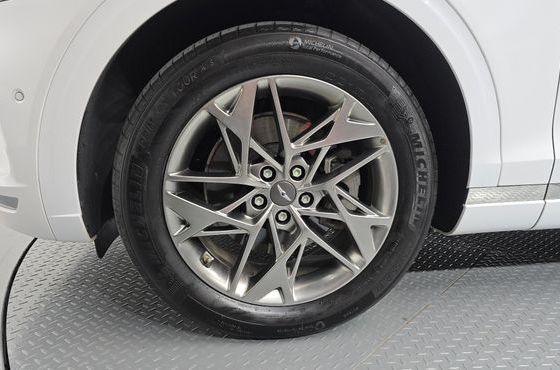 Genesis GV70 2.5T Gasoline AWD — пробег 68 927 км — фото 5 из 5