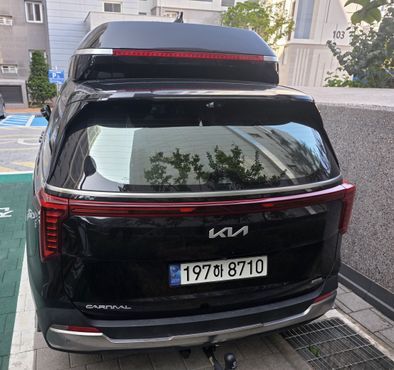 Kia Carnival HEV 9seater Nobless — пробег 34 000 км — фото 3 из 5