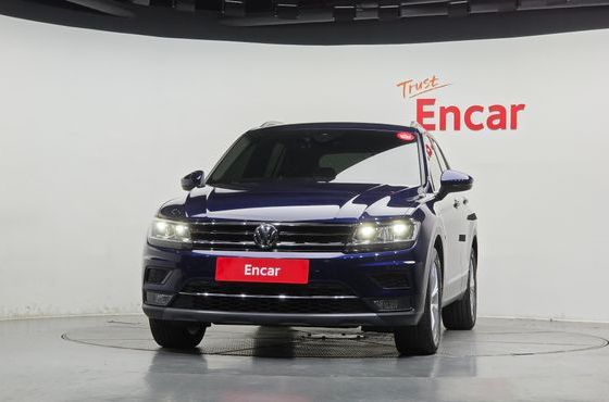 Volkswagen Tiguan 2.0 TDI Premium — пробег 123 931 км — фото 3 из 5