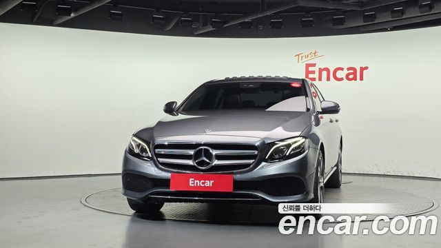 Mercedes-Benz E-Class из Кореи Encar