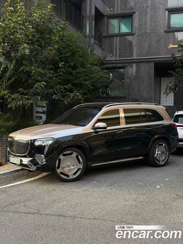 Mercedes-Benz GLS-Class Maybach GLS600 4MATIC — пробег 96 000 км — фото 2 из 5