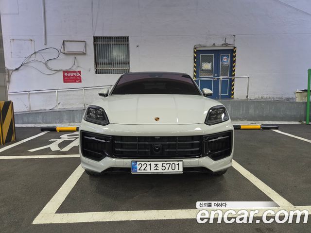 Porsche Cayenne 4.0 GTS Coupe — пробег 5 500 км — фото 1 из 5