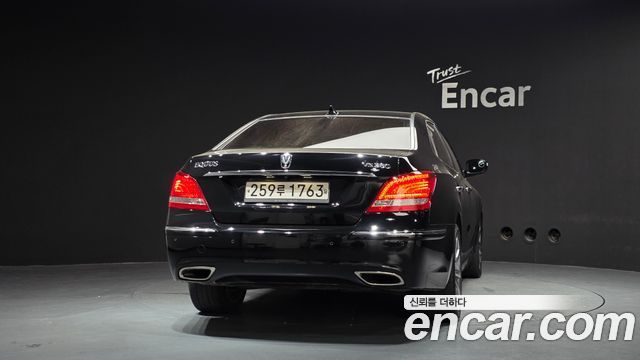 Hyundai Equus из Кореи Encar