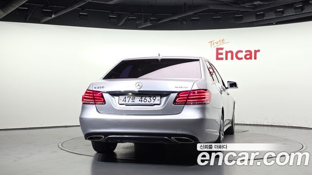 Mercedes-Benz E-Class E250 BlueTec 4MATIC AV — пробег 167 384 км — фото 4 из 5