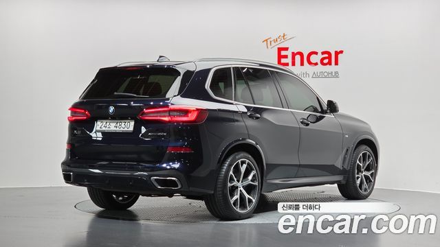 BMW X5 xDrive 30d M Sport First Edition — пробег 95 020 км — фото 2 из 5