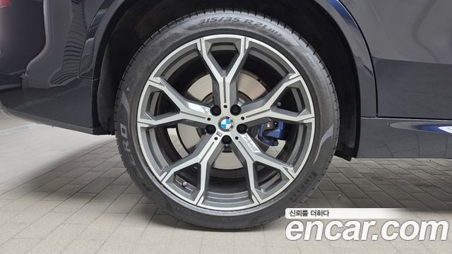 BMW X5 xDrive 30d M Sport First Edition — пробег 95 020 км — фото 5 из 5