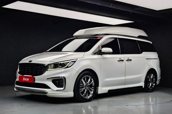 Kia Carnival Gasoline 9-Seater Hi-Limousine Noblesse Special — пробег 139 769 км — фото 1 из 5