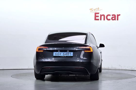 Tesla Model 3 RWD — пробег 28 827 км — фото 4 из 5