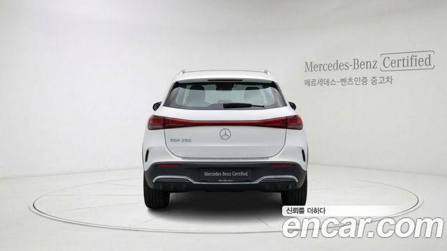 Mercedes-Benz EQA из Кореи Encar