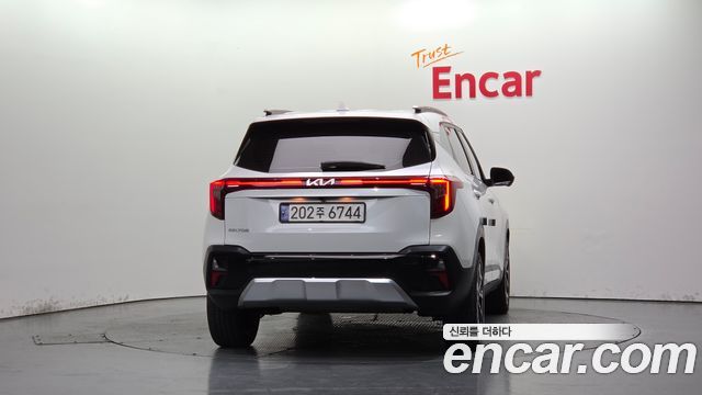 Kia Seltos из Кореи Encar