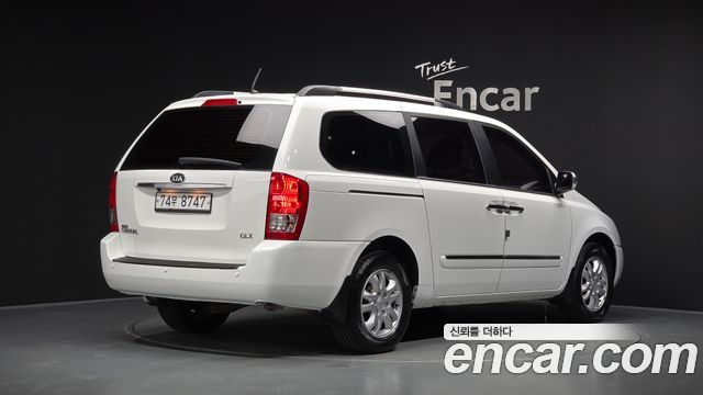 Kia Carnival из Кореи Encar