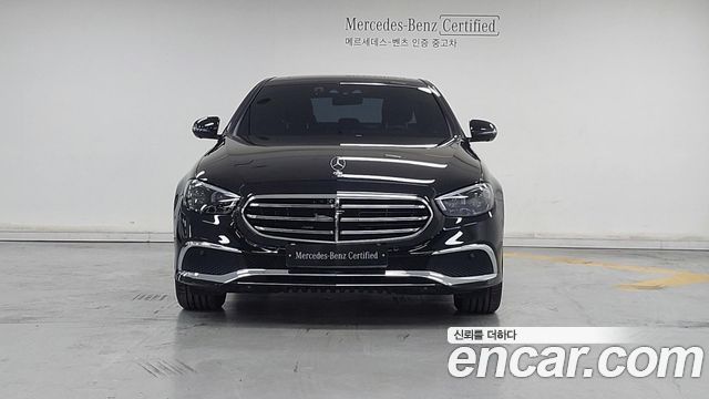 Mercedes-Benz E-Class E250 Exclusive — пробег 2 214 км — фото 3 из 5