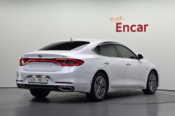 Hyundai Grandeur Exclusive Special — пробег 107 822 км — фото 2 из 5