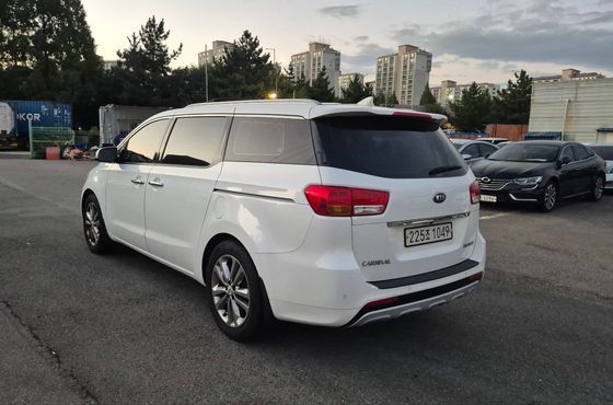 Kia Carnival 7-seater Limousine President — пробег 163 532 км — фото 4 из 5