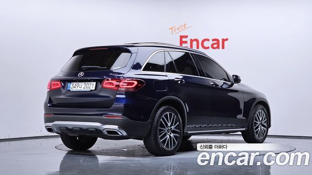 Mercedes-Benz GLC-Class GLC220 d 4MATIC — пробег 72 372 км — фото 2 из 5