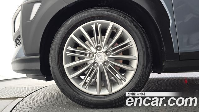 Hyundai Kona из Кореи Encar