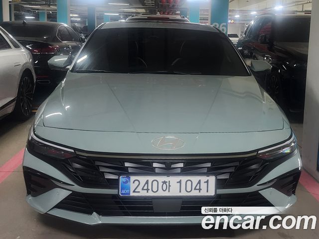 Hyundai AVANTE 1.6 Inspiration — пробег 3 343 км — фото 1 из 5