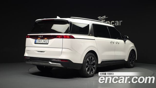 Kia Carnival Diesel 7-Seater Outdoor Noblesse — пробег 23 576 км — фото 2 из 5
