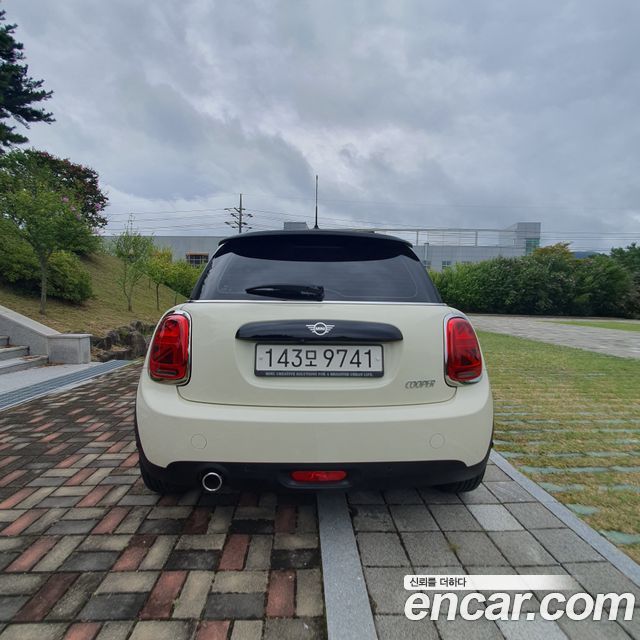 Mini Cooper из Кореи Encar