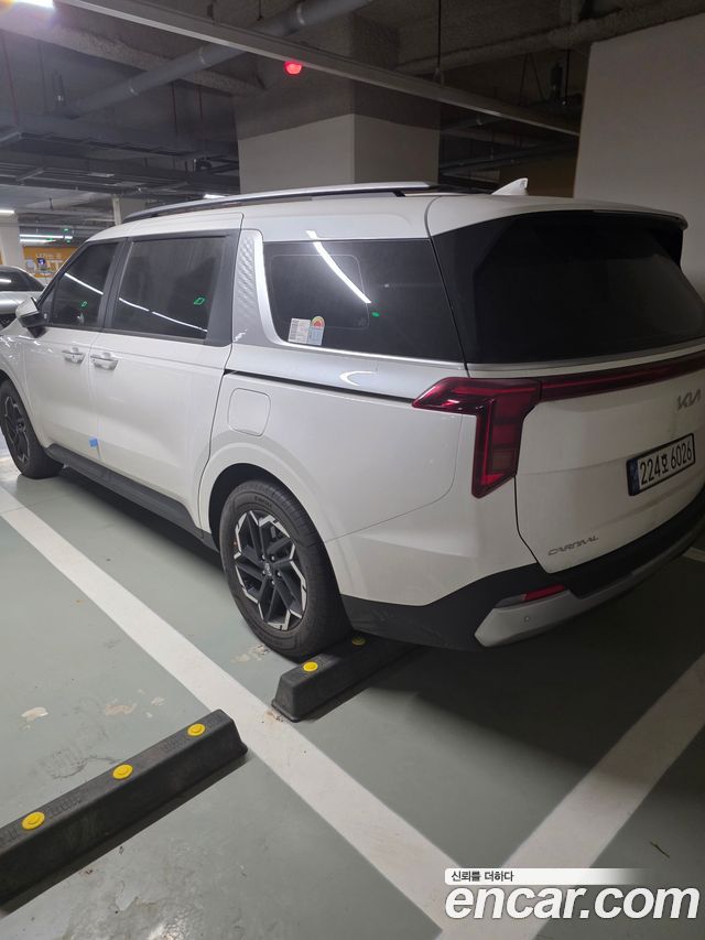 Kia Carnival Gasoline 9-Seater Prestige — пробег 7 100 км — фото 4 из 5