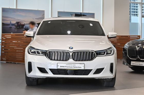 BMW Gran Turismo 640i xDrive Luxury — пробег 61 132 км — фото 3 из 5