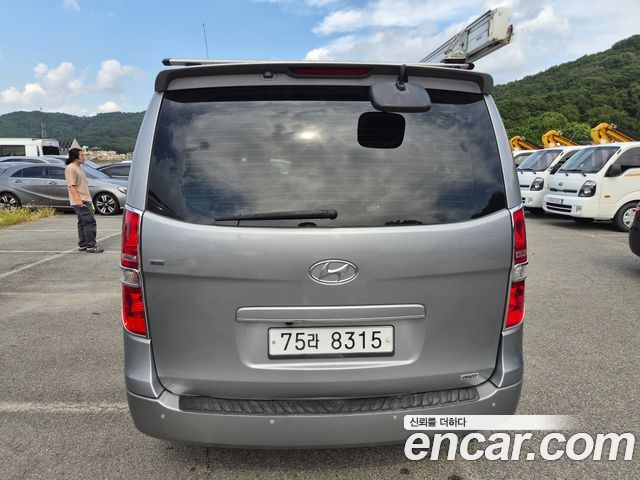 Hyundai Starex 4WD Camping car — пробег 92 198 км — фото 4 из 5