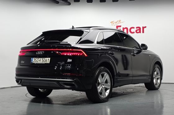 Audi Q8 45 TDI Quattro Premium — пробег 89 885 км — фото 2 из 5