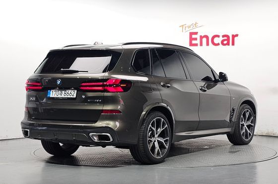 BMW X5 xDrive 30d M Sport — пробег 5 023 км — фото 2 из 5