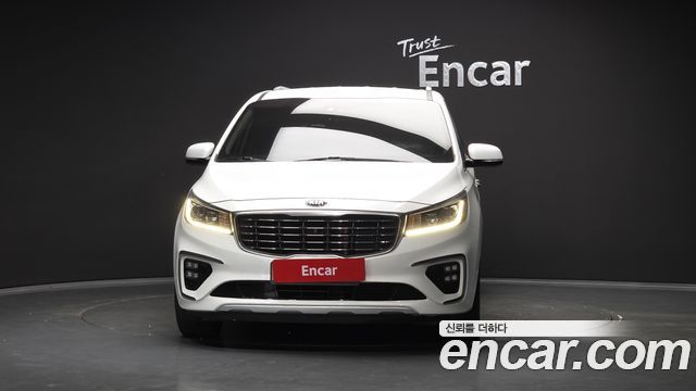 Kia Carnival из Кореи Encar