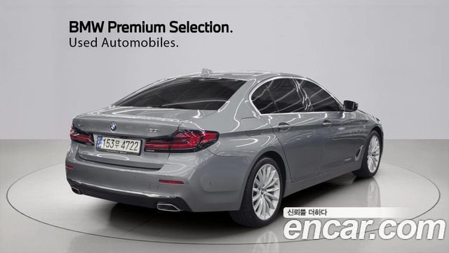 BMW 5-Series 530i xDrive Luxury — пробег 74 887 км — фото 2 из 5