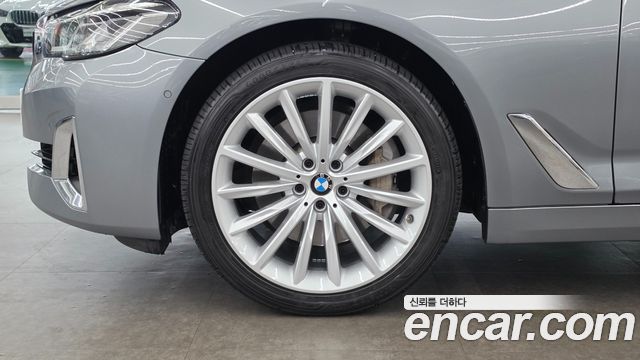 BMW 5-Series 530i xDrive Luxury — пробег 74 887 км — фото 5 из 5