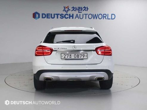 Mercedes-Benz GLA-Class GLA200 d — пробег 130 450 км — фото 4 из 5