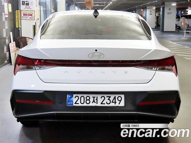 Hyundai AVANTE из Кореи Encar