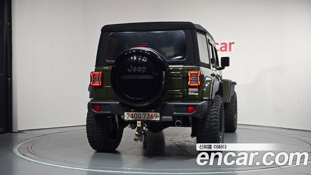 Jeep Wrangler 2.0 Overland 4Door Sarge Edition — пробег 52 489 км — фото 4 из 5