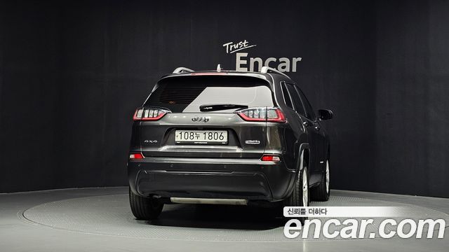 Jeep Cherokee из Кореи Encar