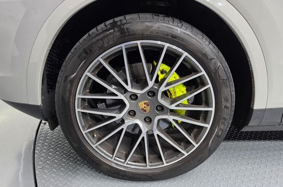 Porsche Cayenne 3.0 E-Hybrid Coupe — пробег 124 872 км — фото 5 из 5