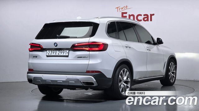 BMW X5 xDrive 30d xLine — пробег 123 641 км — фото 2 из 5