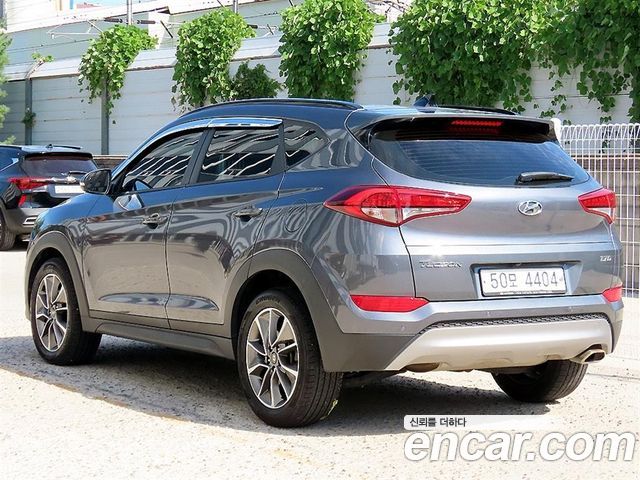 Hyundai Tucson Diesel 1.7 2WD Premium — пробег 93 452 км — фото 3 из 5