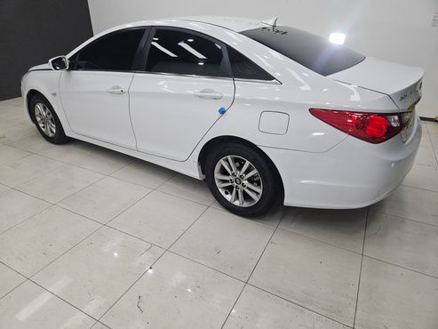 Hyundai Sonata LPi Luxury — пробег 250 005 км — фото 5 из 5