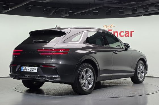 Genesis GV70 2.5T Gasoline AWD — пробег 10 679 км — фото 2 из 5