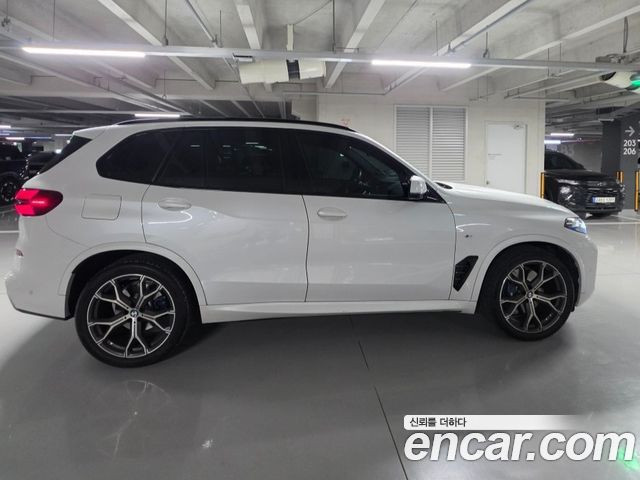 BMW X5 xDrive 40i M Sport — пробег 43 689 км — фото 3 из 5