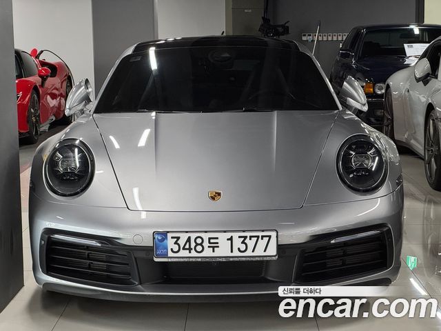 Porsche 911 Carrera 4S — пробег 2 300 км — фото 1 из 5