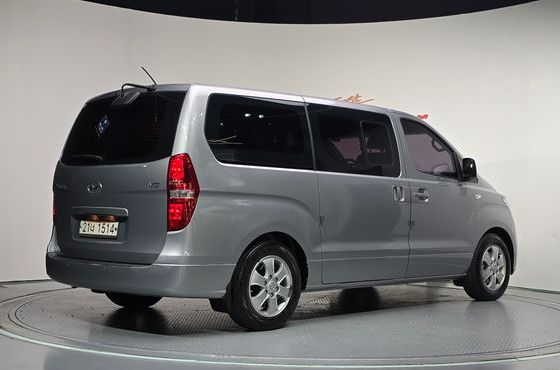 Hyundai Starex Urban 9-Seater Premium — пробег 165 069 км — фото 2 из 5