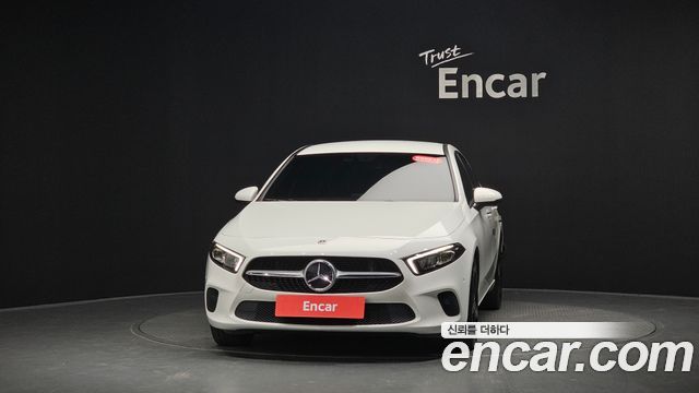 Mercedes-Benz A-Class A250 4MATIC Sedan — пробег 21 200 км — фото 3 из 5
