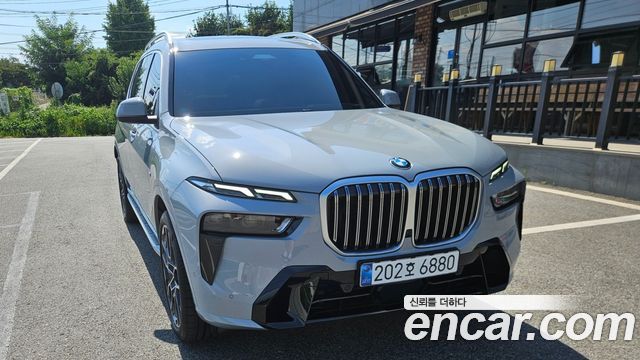 BMW X7 xDrive 40i M Sport 6STR — пробег 15 700 км — фото 2 из 5