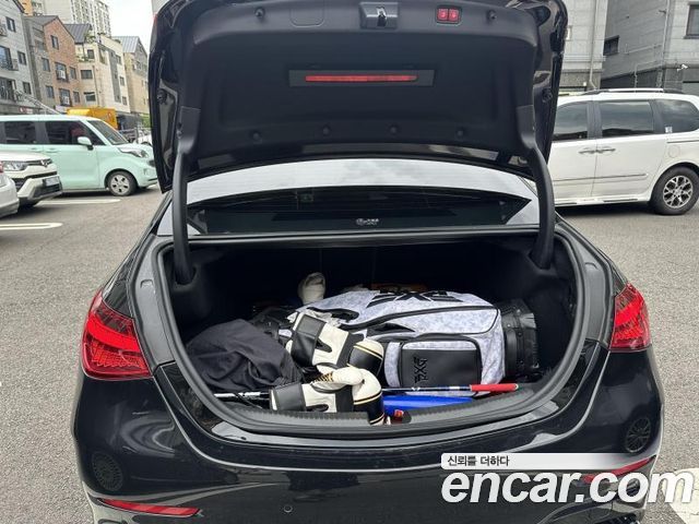 Mercedes-Benz C-Class C300 4MATIC AMG Line — пробег 37 500 км — фото 4 из 5