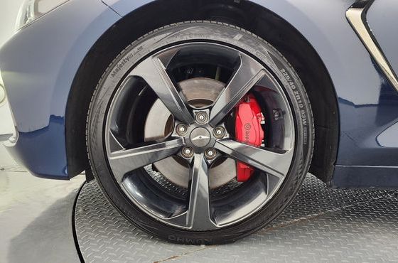 Genesis G70 3.3T Sport AWD Prestige — пробег 175 745 км — фото 5 из 5