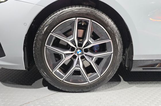 BMW 5-Series 523d M Sport — пробег 13 331 км — фото 5 из 5
